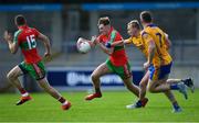 30 August 2020; Cameron McCormack of Ballymun Kickhams is tackled by Paddy Quinn of Na Fianna during the Dublin County Senior Football Championship Quarter-Final match between Ballymun Kickhams and Na Fianna at Parnell Park in Dublin. Photo by Piaras Ó Mídheach/Sportsfile