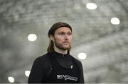 1 September 2020; Jeff Hendrick during an activation session prior to Republic of Ireland training session at the Sport Ireland National Indoor Arena in Dublin. Photo by Stephen McCarthy/Sportsfile