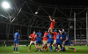 4 September 2020; CJ Stander of Munster wins a lineout during the Guinness PRO14 Semi-Final match between Leinster and Munster at the Aviva Stadium in Dublin. Photo by David Fitzgerald/Sportsfile