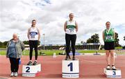 5 September 2020; Athletics Ireland President Georgina Drumm, left, alongside Junior Women's Discus Medallists, from left, Anna Gavigan of Lambay Sports Academy, Dublin, silver, Ciara Sheehy of Emerald AC, Limerick, gold, and Niamh Quinn of Cushinstown AC, Meath, bronze, during the Irish Life Health National Junior Track and Field Championships at Morton Stadium in Santry, Dublin. Photo by Sam Barnes/Sportsfile