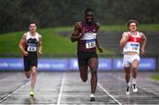 5 September 2020; Charles Okafor of Mullingar Harriers AC, Westmeath, centre on his way to winning the Junior Men's 200m event during the Irish Life Health National Junior Track and Field Championships at Morton Stadium in Santry, Dublin. Photo by Sam Barnes/Sportsfile