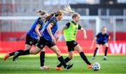 18 September 2020; Denise O'Sullivan, right, with Kyra Carusa and Hayley Nolan, left, during a Republic of Ireland women's training session at Stadion Essen in Essen, Germany. Photo by Lukas Schulze/Sportsfile