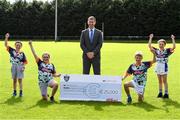 23 September 2020; Skryne GFC has been boosted with the news that it has claimed first prize in the 2020 Kellogg’s GAA Cúl Camps on-pack promotion, claiming a huge €25,000 for the club. Pictured is David Byrne from Kellogg’s and, from left, Chris O’Connor, age 9, Katie O’Connor, age 11, Oisin Giles, age 10 and Emily Philips, age 11. Photo by Matt Browne/Sportsfile