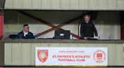 26 September 2020; WatchLOI commentator Stephen Alkin, right, and St Patrick's Athletic performance analyst Martin Doyle during the SSE Airtricity League Premier Division match between St Patrick's Athletic and Shelbourne at Richmond Park in Dublin. Photo by Stephen McCarthy/Sportsfile