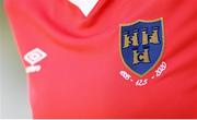 26 September 2020; A detailed view of the Shelbourne jersey featuring their crest during the Women's National League match between Shelbourne and Peamount at Tolka Park in Dublin. Photo by Stephen McCarthy/Sportsfile