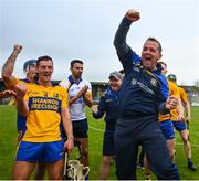 27 September 2020; Sixmilebridge coach Davy Fitzgerald celebrates with players following the Clare County Senior Hurling Championship Final match between O'Callaghan's Mills and Sixmilebridge at Cusack Park in Ennis, Clare. Photo by David Fitzgerald/Sportsfile