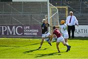 27 September 2020; Colin Fennelly of Ballyhale Shamrocks shoots to score his side's second goal past Darragh Holohan of Dicksboro during the Kilkenny County Senior Hurling Championship Final match between Ballyhale Shamrocks and Dicksboro at UPMC Nowlan Park in Kilkenny. Photo by Seb Daly/Sportsfile