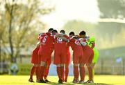 10 October 2020; Shelbourne players huddle prior to the SSE Airtricity League Premier Division match between Waterford and Shelbourne at the RSC in Waterford. Photo by Eóin Noonan/Sportsfile