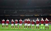 29 October 2020; Arsenal players line-up ahead of the UEFA Europa League Group B match between Arsenal and Dundalk at the Emirates Stadium in London, England. Photo by Ben McShane/Sportsfile