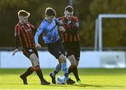 31 October 2020; Colm Whelan of UCD in action against Aodh Dervin, left, and Joe Gorman of Longford Town during the SSE Airtricity League First Division Play-off Semi-Final match between UCD and Longford Town at the UCD Bowl in Belfield, Dublin. Photo by Sam Barnes/Sportsfile