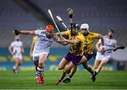 31 October 2020; Conor Whelan of Galway in action against Joe O'Connor and Conor McDonald of Wexford, right, during the Leinster GAA Hurling Senior Championship Semi-Final match between Galway and Wexford at Croke Park in Dublin. Photo by Ray McManus/Sportsfile