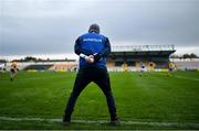 7 November 2020; Clare manager Brian Lohan encourages his players during the GAA Hurling All-Ireland Senior Championship Qualifier Round 1 match between Clare and Laois at UPMC Nowlan Park in Kilkenny. Photo by Brendan Moran/Sportsfile