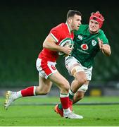 13 November 2020; Gareth Davies of Wales during the Autumn Nations Cup match between Ireland and Wales at Aviva Stadium in Dublin. Photo by Ramsey Cardy/Sportsfile