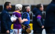 14 November 2020; Clare manager Brian Lohan during the GAA Hurling All-Ireland Senior Championship Qualifier Round 2 match between Wexford and Clare at MW Hire O'Moore Park in Portlaoise, Laois. Photo by Piaras Ó Mídheach/Sportsfile
