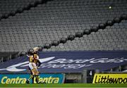 14 November 2020; TJ Reid of Kilkenny converts a free during the Leinster GAA Hurling Senior Championship Final match between Kilkenny and Galway at Croke Park in Dublin. Photo by Seb Daly/Sportsfile