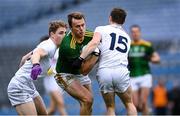 15 November 2020; Ronan Jones of Meath in action against Daniel Flynn, left, and Jimmy Hyland of Kildare during the Leinster GAA Football Senior Championship Semi-Final match between Kildare and Meath at Croke Park in Dublin. Photo by Piaras Ó Mídheach/Sportsfile