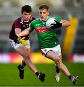 15 November 2020; Eoghan McLaughlin of Mayo in action against Paul Kelly of Galway during the Connacht GAA Football Senior Championship Final match between Galway and Mayo at Pearse Stadium in Galway. Photo by Ramsey Cardy/Sportsfile