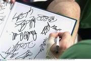6 August 2003; Ireland's Keith Wood signs autographs after an Irish rugby squad training session. Ireland rugby training, Dubarry Park, Athlone, Co. Westmeath. Picture credit; Brendan Moran / SPORTSFILE *EDI*
