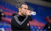 15 November 2020; Gareth Bale of Wales with a bottle of water prior to the UEFA Nations League B match between Wales and Republic of Ireland at Cardiff City Stadium in Cardiff, Wales. Photo by Stephen McCarthy/Sportsfile