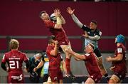 13 December 2020; Peter O’Mahony of Munster and Nathan Earle of Harlequins contest a high ball during the Heineken Champions Cup Pool B Round 1 match between Munster and Harlequins at Thomond Park in Limerick. Photo by Seb Daly/Sportsfile