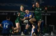 2 January 2021; Hugh O'Sullivan of Leinster in action against Ben O'Donnell, left, and John Porch of Connacht during the Guinness PRO14 match between Leinster and Connacht at the RDS Arena in Dublin. Photo by Piaras Ó Mídheach/Sportsfile