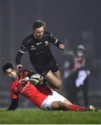 9 January 2021; John Porch of Connacht is tackled by Conor Murray of Munster during the Guinness PRO14 match between Connacht and Munster at the Sportsground in Galway. Photo by David Fitzgerald/Sportsfile
