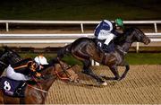 11 January 2021; The Highway Rat, right, with Gary Carroll up, leads the field on their way to winning the Follow Us On Twitter @DundalkStadium Maiden at Dundalk Stadium, in Louth. Photo by Seb Daly/Sportsfile