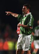 9 October 1996; John Aldridge of Republic of Ireland during the FIFA World Cup 1998 Group 8 Qualifiying match between Republic of Ireland and Macedonia at Landsdowne Road in Dublin. Photo by Brendan Moran/Sportsfile