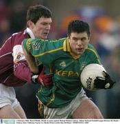 1 February 2004; Mark O'Reilly, Meath, in action against Michael Meehan, Galway. Allianz National Football League Division 1B, Meath v Galway, Pairc Tailteann, Navan, Co. Meath. Picture credit; Ray McManus / SPORTSFILE *EDI*