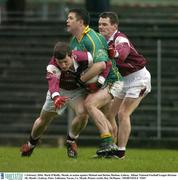 1 February 2004; Mark O'Reilly, Meath, in action against Michael and Declan Meehan, Galway. Allianz National Football League Division 1B, Meath v Galway, Pairc Tailteann, Navan, Co. Meath. Picture credit; Ray McManus / SPORTSFILE *EDI*