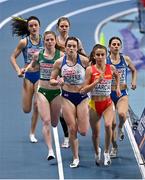 5 March 2021; Siofra Cleirigh Buttner of Ireland, 2nd from left, alongside Isabelle Boffey of Great Britain and Daniela Garcia of Spain in the Women's 800m heats during the first session on day one of the European Indoor Athletics Championships at Arena Torun in Torun, Poland. Photo by Sam Barnes/Sportsfile