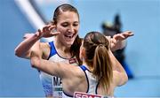 5 March 2021; Amy-Eloise Markovc of Great Britain, left, celebrates with team-mate Verity Ockenden after winning gold and bronze respectively in the Women's 3000m Final during the second session on day one of the European Indoor Athletics Championships at Arena Torun in Torun, Poland. Photo by Sam Barnes/Sportsfile