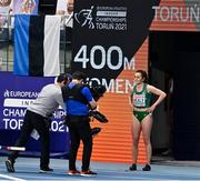 6 March 2021; Phil Healy of Ireland is introduced prior to the Women's 400m final during the second session on day two of the European Indoor Athletics Championships at Arena Torun in Torun, Poland. Photo by Sam Barnes/Sportsfile