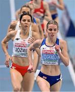 7 March 2021; Keely Hodgkinson of Great Britain leads the field on her way to winning gold in the Women's 800m Final during the second session on day three of the European Indoor Athletics Championships at Arena Torun in Torun, Poland. Photo by Sam Barnes/Sportsfile