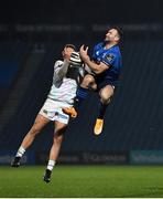 19 March 2021; Dave Kearney of Leinster contests a kick against Dewi Cross of Ospreys during the Guinness PRO14 match between Leinster and Ospreys at RDS Arena in Dublin. Photo by Piaras Ó Mídheach/Sportsfile