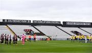 27 March 2021; Both teams stand for a minutes silence ahead of the SSE Airtricity League Premier Division match between Bohemians and Longford Town at Dalymount Park in Dublin. Photo by Sam Barnes/Sportsfile