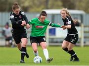 27 March 2021; Áine O’Gorman of Peamount United in action against Ciara Rossiter, left, and Aoibheann Clancy of Wexford Youths during the SSE Airtricity Women's National League match between Wexford Youths and Peamount United at Ferrycarrig Park in Wexford. Photo by Michael P Ryan/Sportsfile