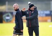 17 April 2021; Dundalk coach Filippo Giovagnoli pats Chris Shields of Dundalk on the back before the SSE Airtricity League Premier Division match between Dundalk and St Patrick's Athletic at Oriel Park in Dundalk, Louth. Photo by Stephen McCarthy/Sportsfile