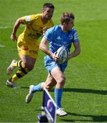 2 May 2021; Jordan Larmour of Leinster makes a break during the Heineken Champions Cup semi-final match between La Rochelle and Leinster at Stade Marcel Deflandre in La Rochelle, France. Photo by Julien Poupart/Sportsfile