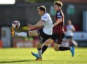 24 May 2021; David McMillan of Dundalk in action against Rory Feely of Bohemians during the SSE Airtricity League Premier Division match between Bohemians and Dundalk at Dalymount Park in Dublin. Photo by Seb Daly/Sportsfile
