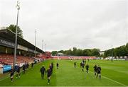 28 May 2021; Dundalk players warm-up before their SSE Airtricity League Premier Division match against St Patrick's Athletic at Richmond Park in Dublin. Photo by Seb Daly/Sportsfile