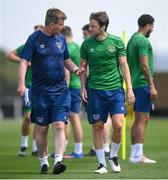 1 June 2021; Manager Stephen Kenny speaks with Harry Arter during a Republic of Ireland training session at PGA Catalunya Resort in Girona, Spain. Photo by Stephen McCarthy/Sportsfile