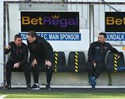 18 June 2021; Dundalk head coach Vinny Perth speaking to Dundalk Community Officer Liam Burns during the SSE Airtricity League Premier Division match between Dundalk and Longford Town at Oriel Park in Dundalk, Louth. Photo by Eóin Noonan/Sportsfile