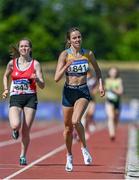 20 June 2021; Kate Nurse of UCD AC, Dublin, centre, on her way to finishing second in the Under 23 Women's 1500m during day two of the Irish Life Health Junior Championships & U23 Specific Events at Morton Stadium in Santry, Dublin. Photo by Sam Barnes/Sportsfile