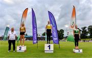 25 June 2021; Eamonn Flanagan, far left, with Women's Pole Vault Medallists, from left, Una Brice of Leevale AC, Cork, silver, Clodagh Walsh of Abbey Striders AC, Cork, gold, and Ciara Hickey of Blarney/Inniscara AC, Cork, during day one of the Irish Life Health National Senior Championships at Morton Stadium in Santry, Dublin. Photo by Sam Barnes/Sportsfile