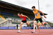 26 June 2021; John Fitzsimons of Kildare AC, left, dips for the line to win the Men's 800m ahead of Luke McCann of UCD AC, Dublin, during day two of the Irish Life Health National Senior Championships at Morton Stadium in Santry, Dublin. Photo by Sam Barnes/Sportsfile