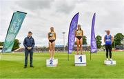 26 June 2021; Minister of State for Sport and the Gaeltacht Jack Chambers, with Women's 400m medallists, from left, Cliodhna Manning of Kilkenny City Harriers AC, silver, Phil Healy of Bandon AC, Cork, gold, and Catherine McManus of Dublin City Harriers AC, bronze, during day two of the Irish Life Health National Senior Championships at Morton Stadium in Santry, Dublin. Photo by Sam Barnes/Sportsfile