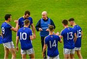 27 June 2021; Longford manager Padraic Davis speaking to his players at the water break during the Leinster GAA Football Senior Championship Round 1 match between Carlow and Longford at Bord Na Mona O’Connor Park in Tullamore, Offaly. Photo by Eóin Noonan/Sportsfile