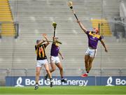 3 July 2021; John Donnelly of Kilkenny in action against Shaun Murphy and Lee Chin of Wexford during the Leinster GAA Hurling Senior Championship Semi-Final match between Kilkenny and Wexford at Croke Park in Dublin. Photo by Seb Daly/Sportsfile