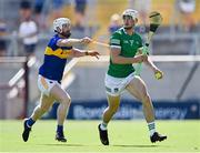 18 July 2021; Kyle Hayes of Limerick gets away from Michael Breen of Tipperary during the Munster GAA Hurling Senior Championship Final match between Limerick and Tipperary at Páirc Uí Chaoimh in Cork. Photo by Piaras Ó Mídheach/Sportsfile